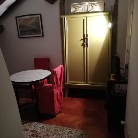 Rentalhouse Mortara 4 Hotel *